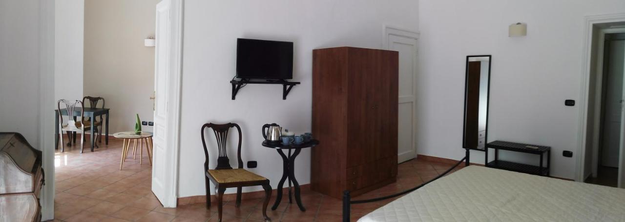 Bed and Breakfast 'Na Siesta à Naples Extérieur photo
