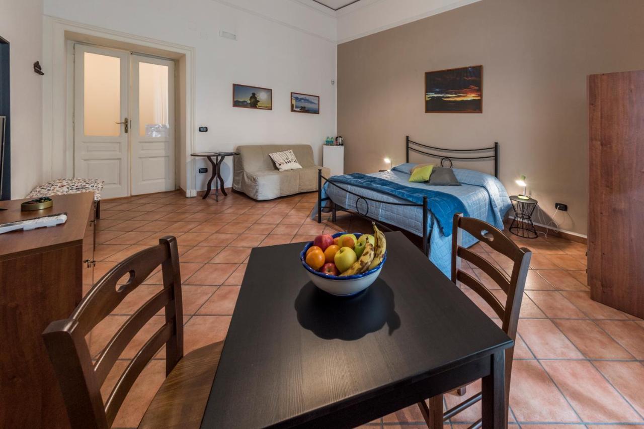 Bed and Breakfast 'Na Siesta à Naples Extérieur photo
