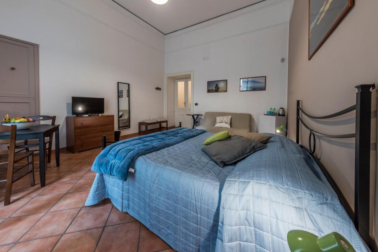 Bed and Breakfast 'Na Siesta à Naples Extérieur photo